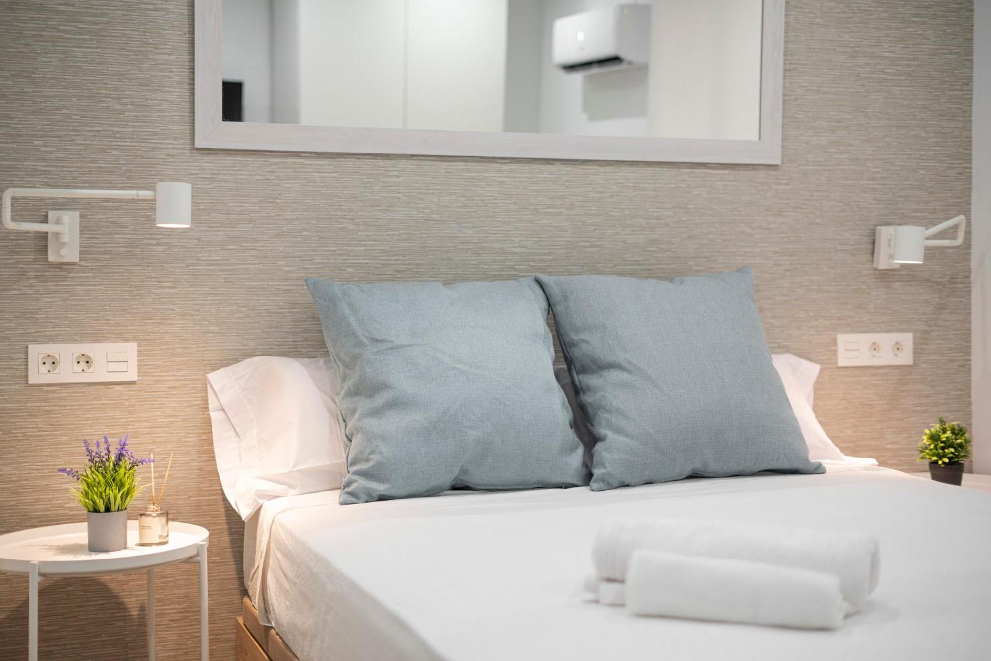 Estudio Deluxe En Jardines Del Triunfo - Granada Kültér fotó