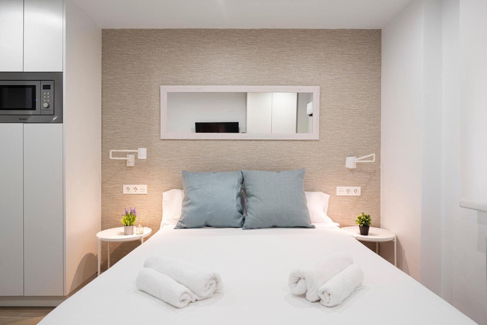 Estudio Deluxe En Jardines Del Triunfo - Granada Kültér fotó